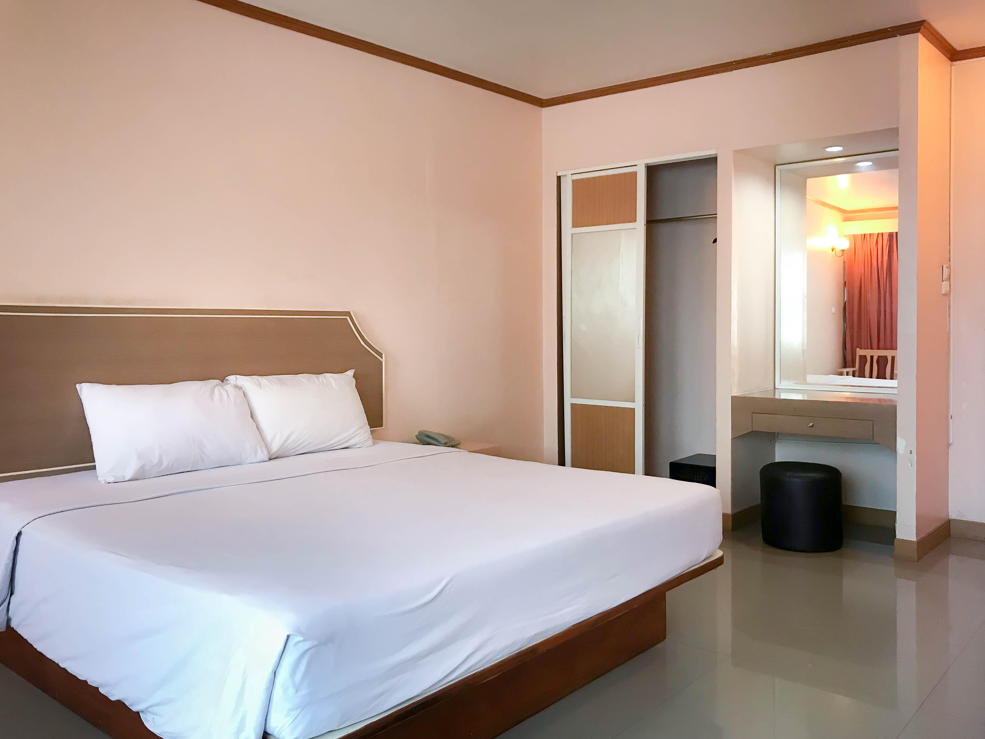 בנגקוק J Two S Pratunam Hotel מראה חיצוני תמונה