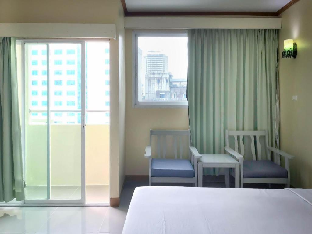 בנגקוק J Two S Pratunam Hotel מראה חיצוני תמונה