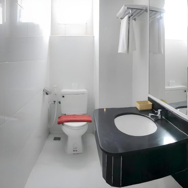 בנגקוק J Two S Pratunam Hotel מראה חיצוני תמונה